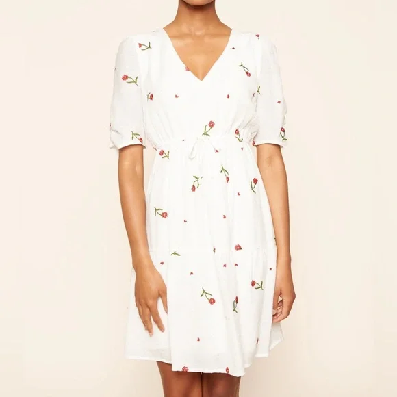 NWT SugarLips Emagine Embroidered Floral Mini Driss - Picture 1 of 9